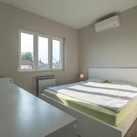 Villa Gambera Pirovac Kamer foto